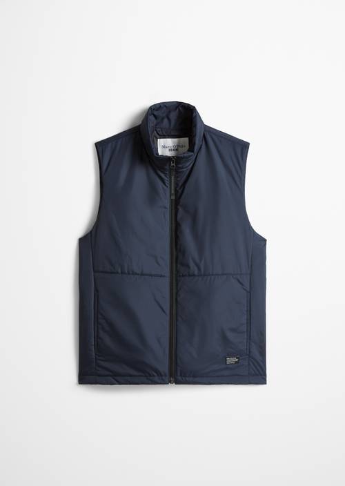 Outdoor-Weste regular True Navy in freigestellter Ansicht ohne Model