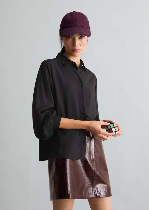 Viskose-Bluse regular Black in Frontalansicht