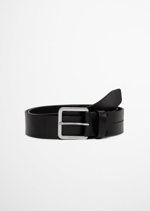 Ian Belt — Black
