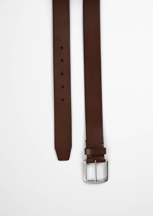 Riem, model Jan Nut Brown in detailaanzicht