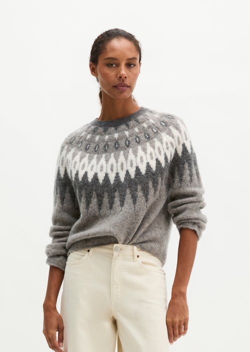 Regular-Fit Jacquard Sweater — Dark Brown
