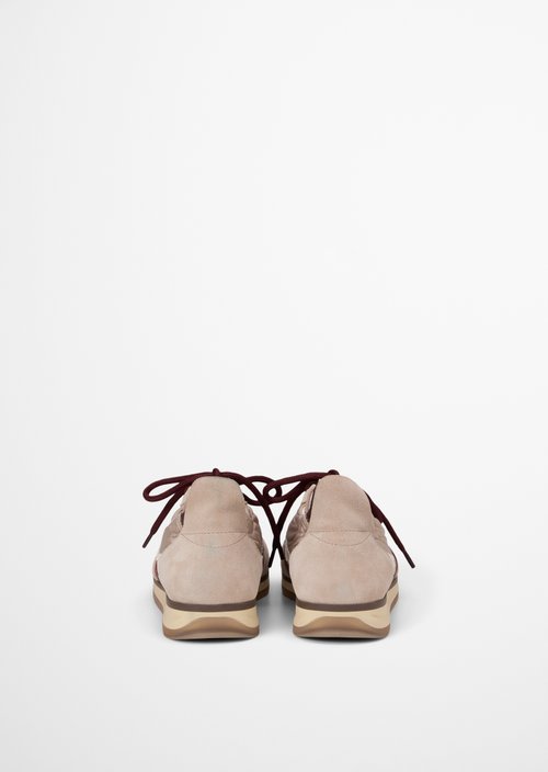 Mila Sneaker Model — Natural