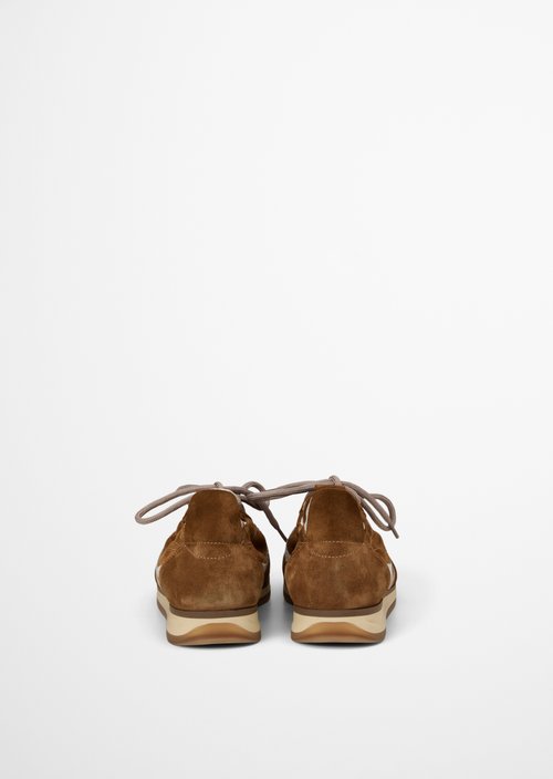 Mila Sneaker Model — Pure Camel