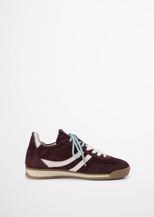 Mila Sneaker Model — Black Cherry