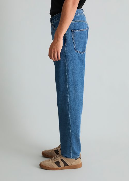 Runne Tapered Jeans — Dark Blue