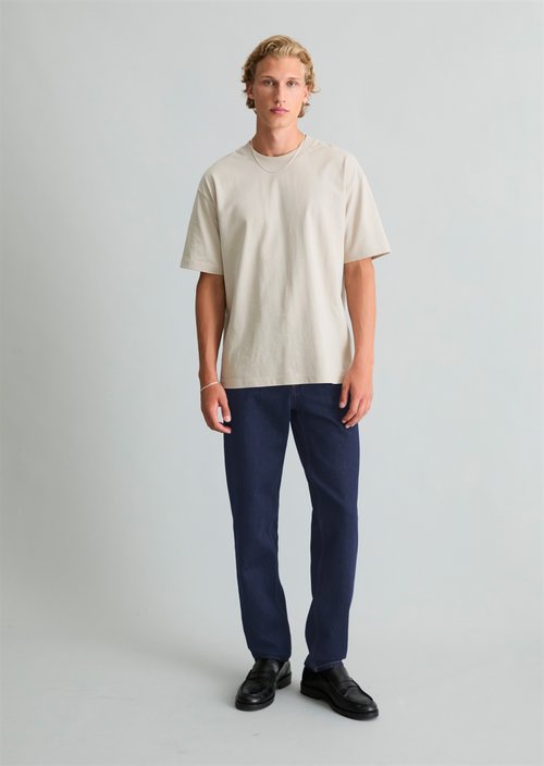 Runne Tapered Jeans — Dark Blue