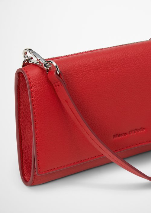 Juja 2-in-1 Crossbody Bag — Shiny Red
