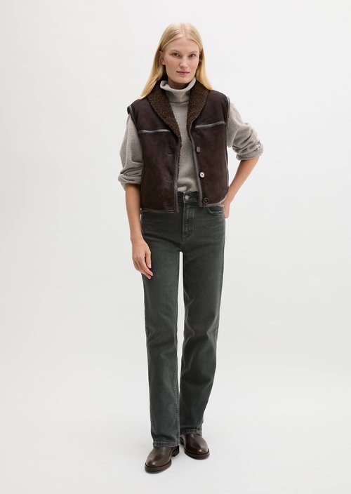 Regular-Fit Leather Vest — Deep Chocolate