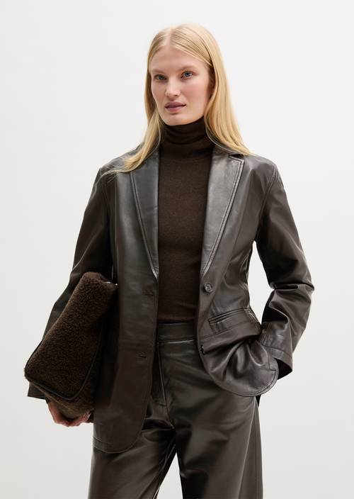 Regular-Fit Leather Blazer Deep Chocolate in front view