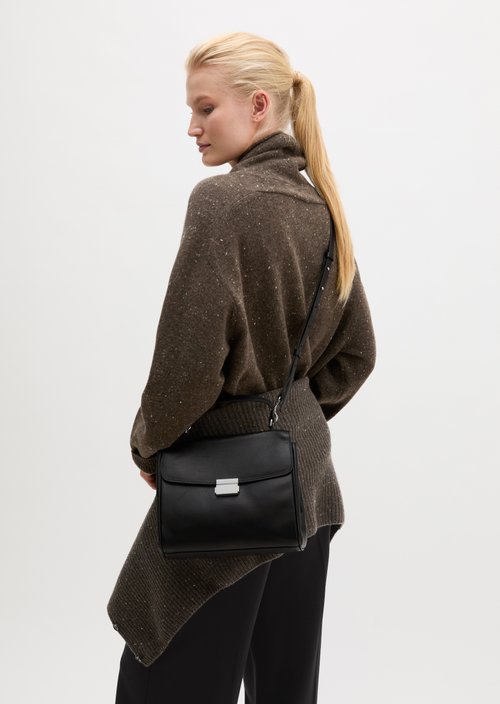 Greta Crossbody Bag — Black