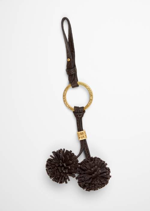 Evi Keychain Burnt Coffee in front view