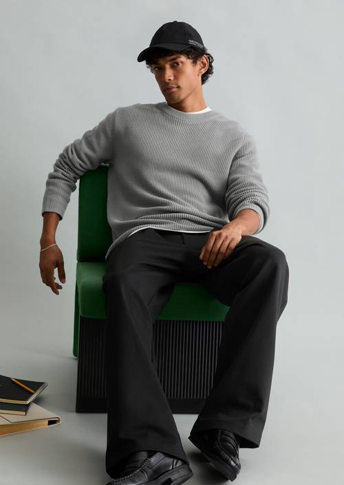 Pull coupe classique Griffin en vue de face