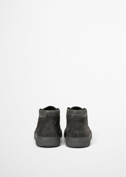 Malte Lace-Up Shoes — Dark Graphite
