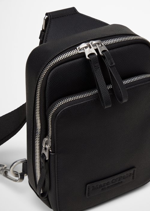 Fredrik Shoulder Bag — Black
