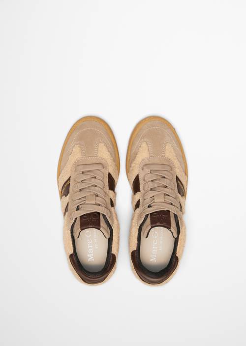 Sneaker Model Court Earthy Taupe in Ansicht von oben