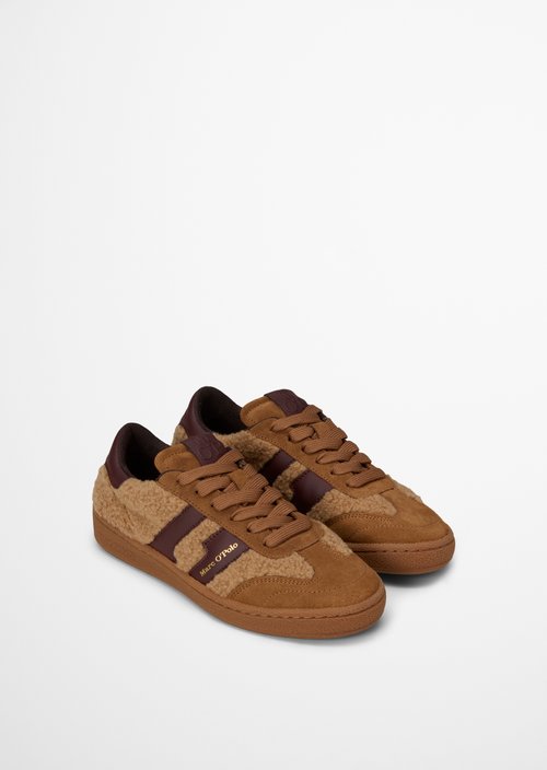 Court Sneaker Model — Pure Camel