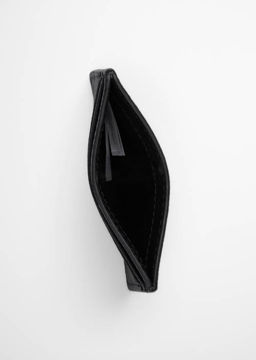 Étui à cartes modèle Tonje Black présenté ouvert