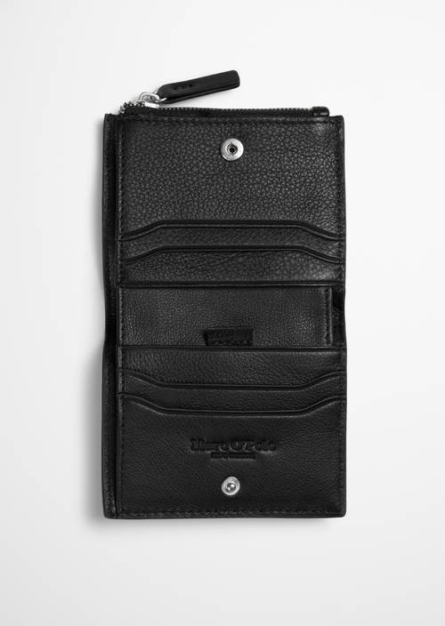 Maxim Wallet Black shown opened
