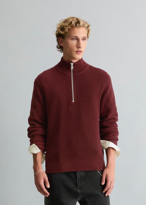 Regular-Fit Knitted Turtleneck — Burgundy