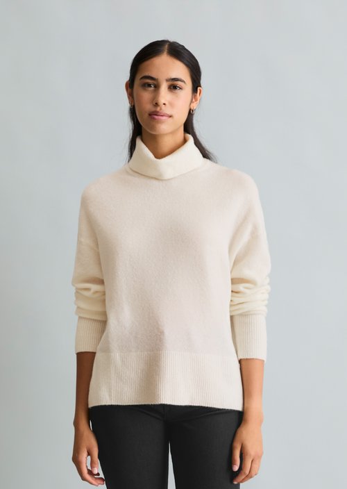 Relaxed-fit turtleneck sweater — Creamy White