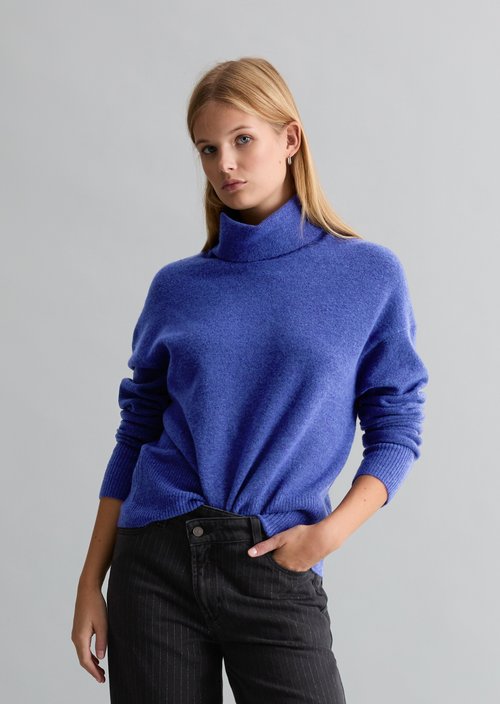 Relaxed-fit turtleneck sweater — Dark Acai