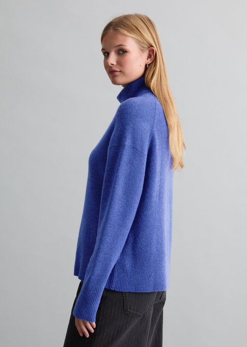 Relaxed-fit turtleneck sweater — Dark Acai