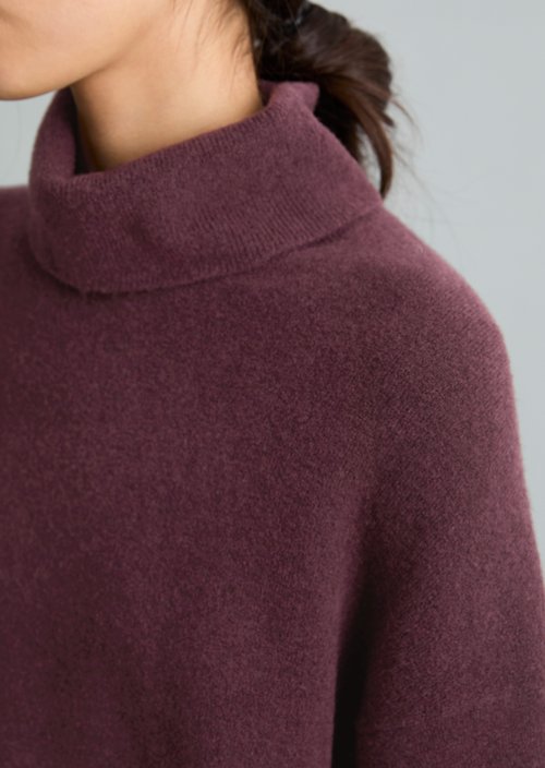 Relaxed-fit turtleneck sweater — Rhubarb Jam