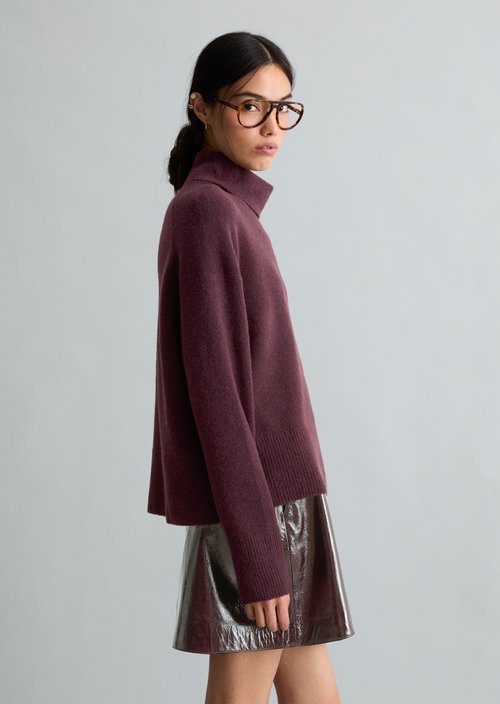 Relaxed-fit turtleneck sweater — Rhubarb Jam