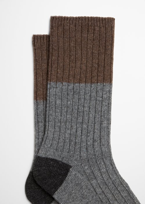 Ribbed Socks — Medium Grey