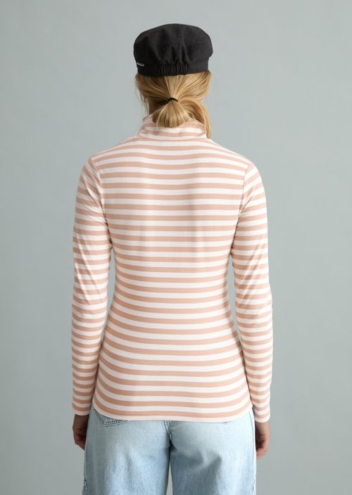 Slim-Fit Long-Sleeve Turtleneck — Light Beige