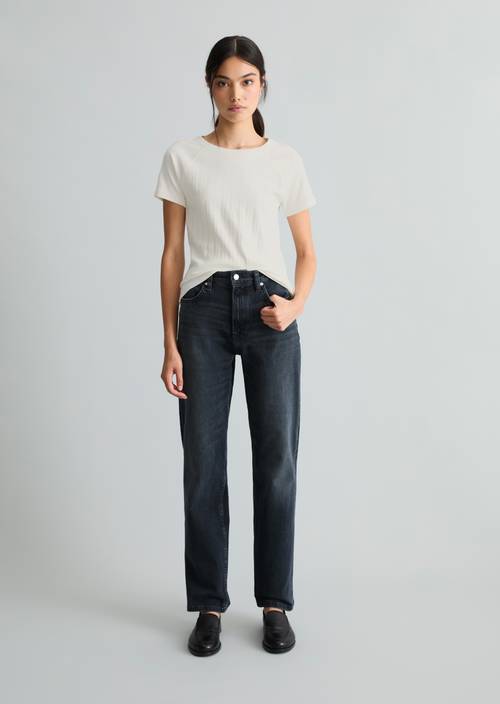 Jeans Model Olina straight Dark Blue in Frontalansicht