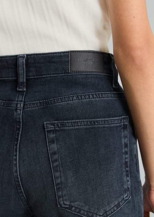 Olina Straight-Leg Jeans — Dark Blue