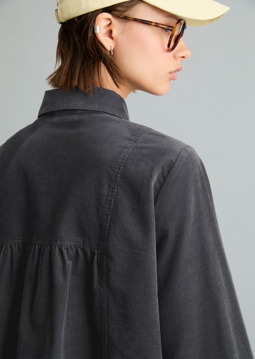 Fine-cord Long-Sleeve Blouse, Regular Fit — Light Graphite