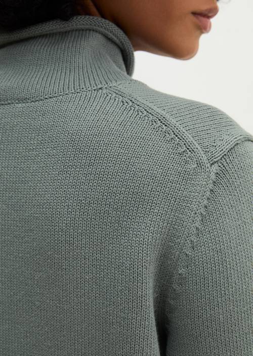 Rollkragenpullover slim regular Foggy Blue in Detailansicht