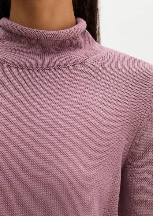 Rollkragenpullover slim regular Gentle Mauve in Detailansicht
