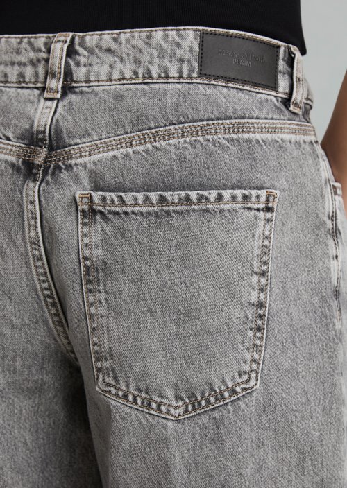 Tomke Wide Jeans — Medium Grey