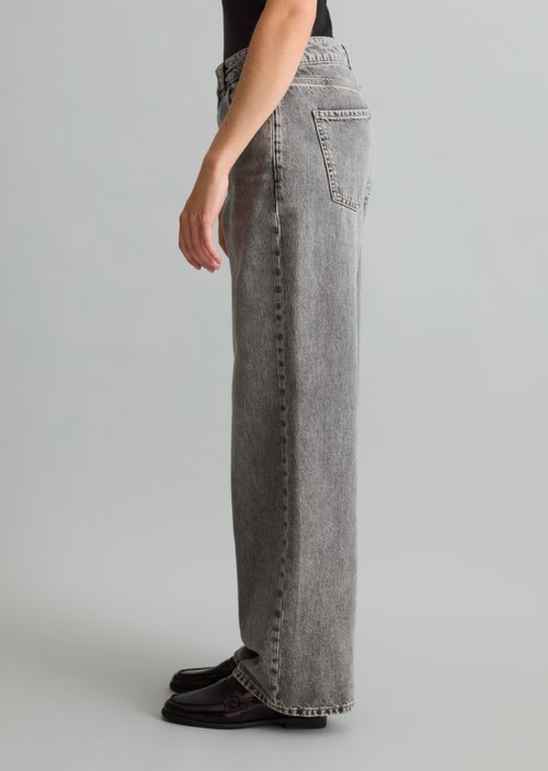 Tomke Wide Jeans — Medium Grey