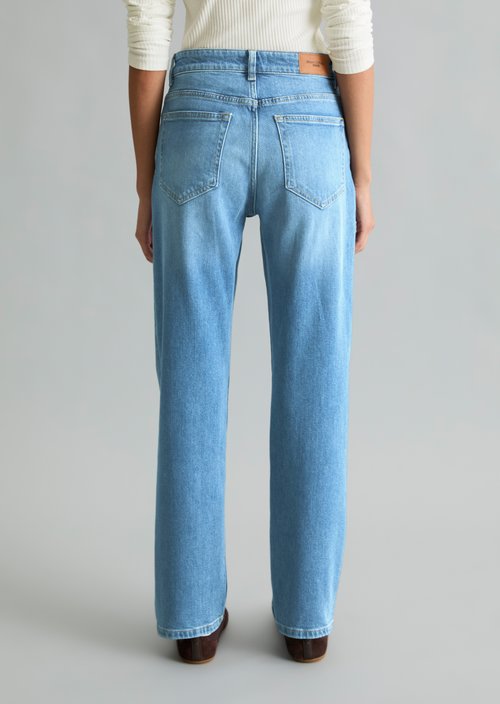 Olina Straight-Leg Jeans — Medium Blue