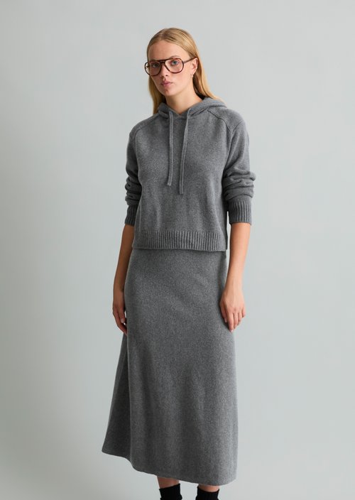 Relaxed-Fit Knit Hoodie — Dark Shadow Melange