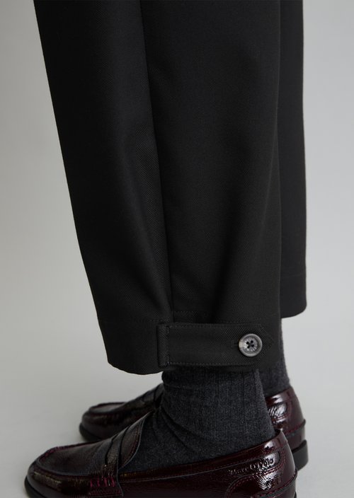 Relaxed-fit pants — Black