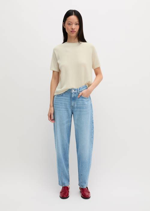 Jeans Model Lara barrel cropped Medium Blue in Frontalansicht
