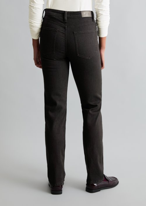 Olina Straight-Leg Jeans — Black