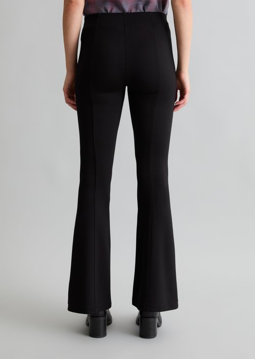 Slim Leggings — Black