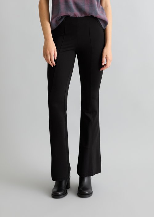 Slim Leggings — Black