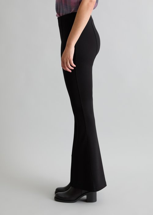 Slim Leggings — Black