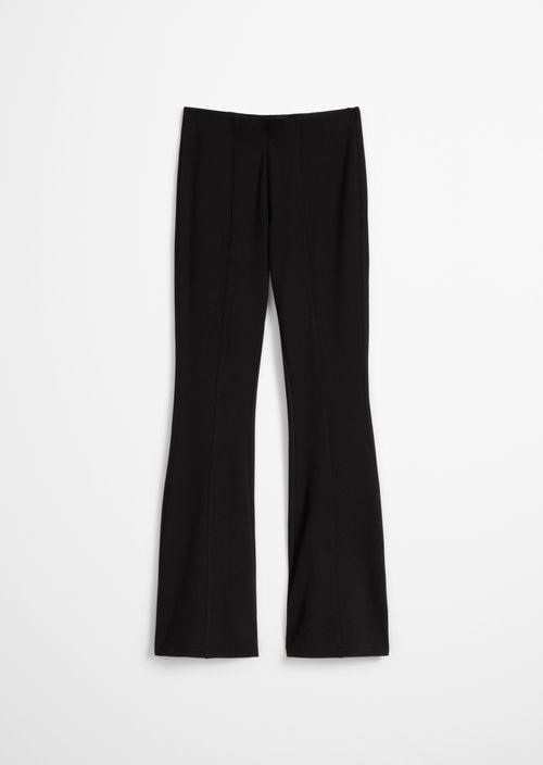 Slim Leggings — Black