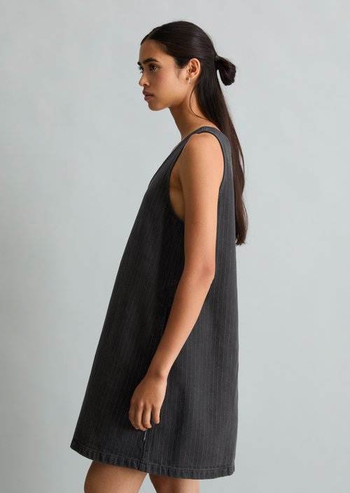 Loose-fitting pinstripe denim dress — Dark Grey