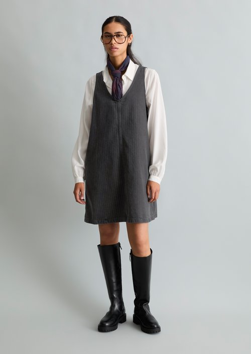 Loose-fitting pinstripe denim dress — Dark Grey