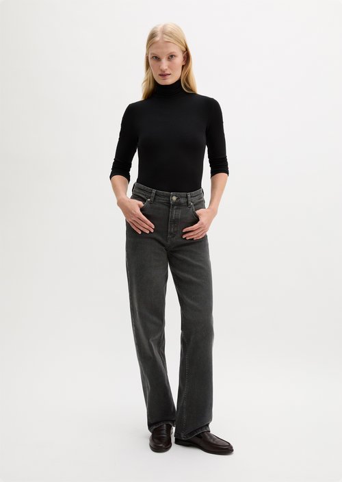 Leby Straight-Leg Jeans — Dark Grey