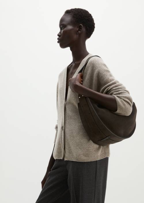 Aamu Large Shoulder Bag Burnt Coffee worn on model